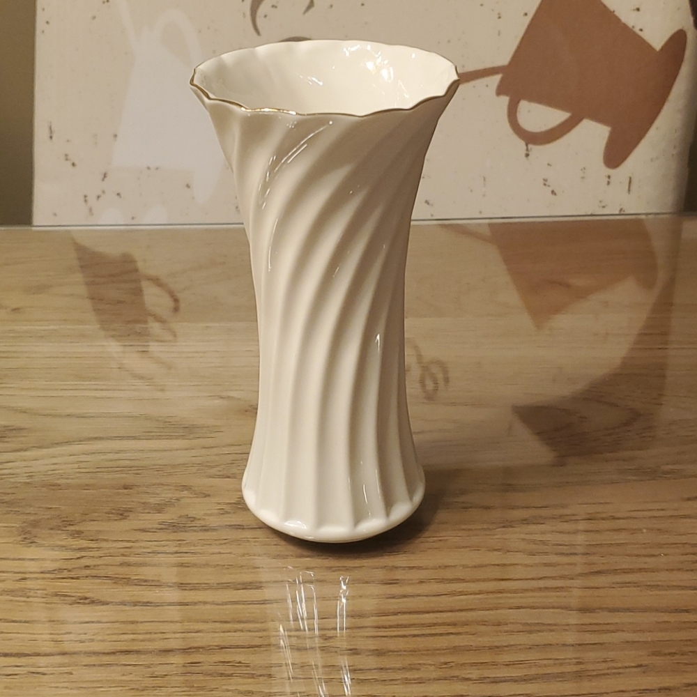 Lenox bud vase